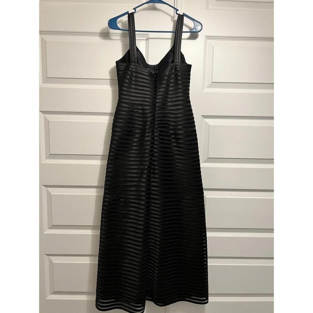 BCBG MAX AZRIA $398 Black Satin Banded Mesh Lined Maxi Evening Dress Size 8 - Picture 4 of 9